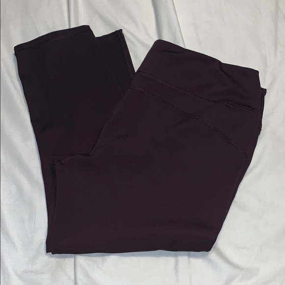 EUC Marika Sport Capri Leggings - Picture 4 of 5